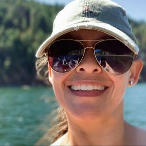 Meet your Posher, Julie